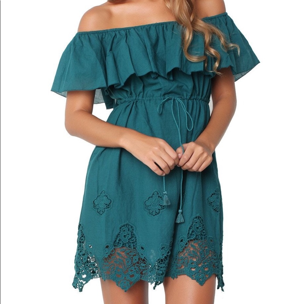 The Jetset Diaries Farah Mini Dress NWT Off Shldr
